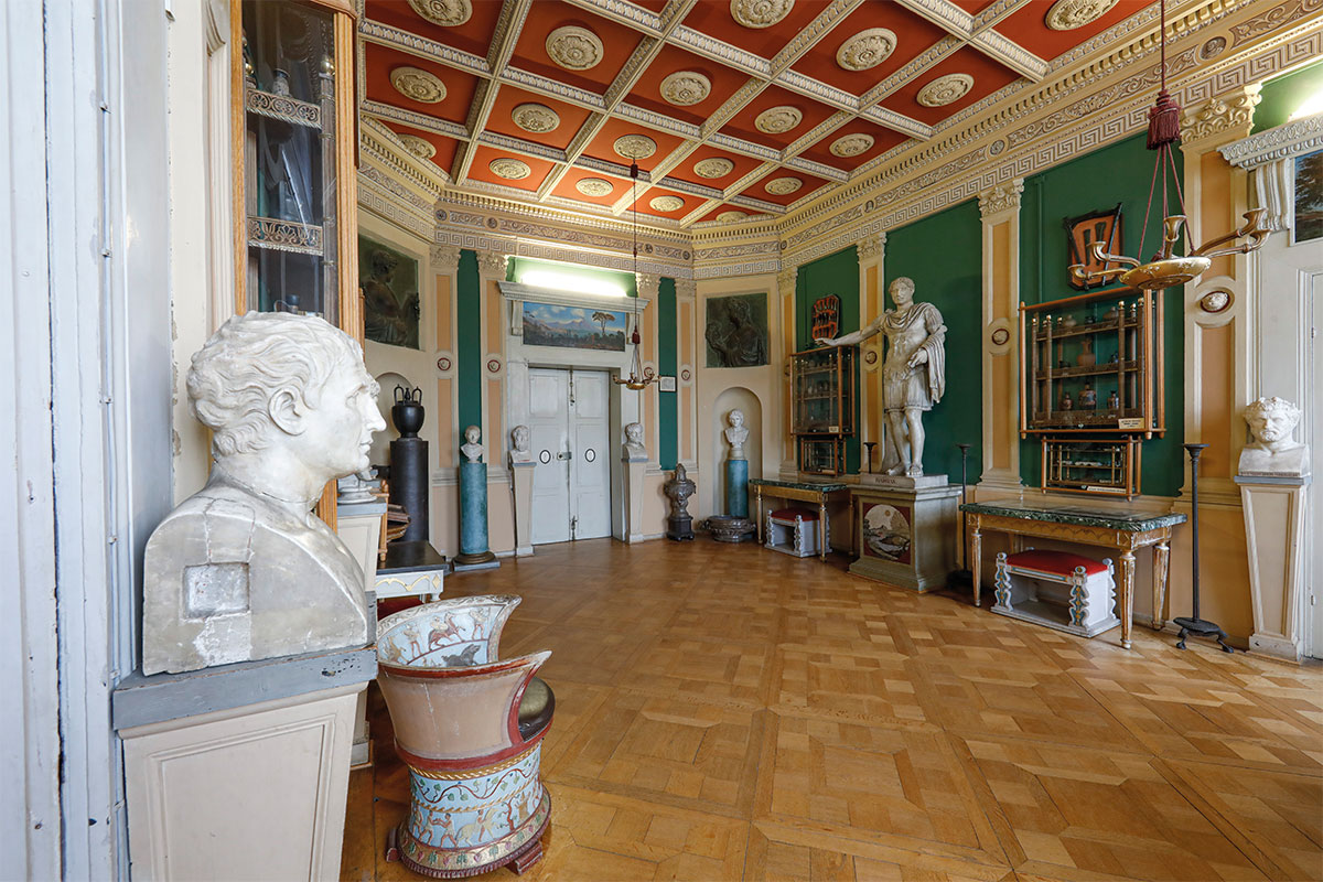 schloss erbach antikenzimmer