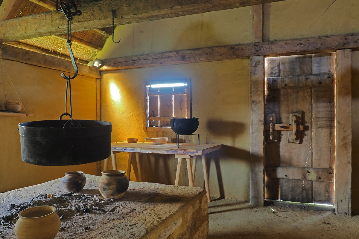 kloster lorsch unesco weltkulturerbe freilichtlabor lauresham karolinger karl der große